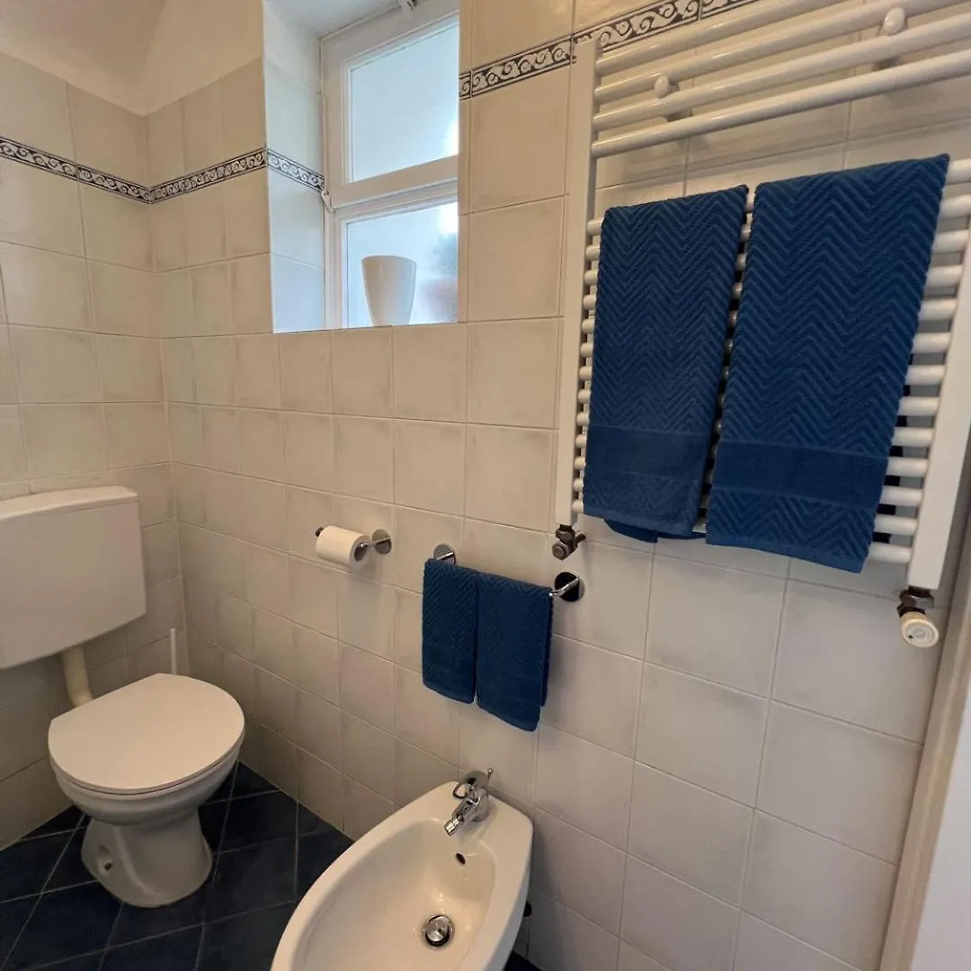 Casa Ami Apartment Bordighera 0*,  Italy